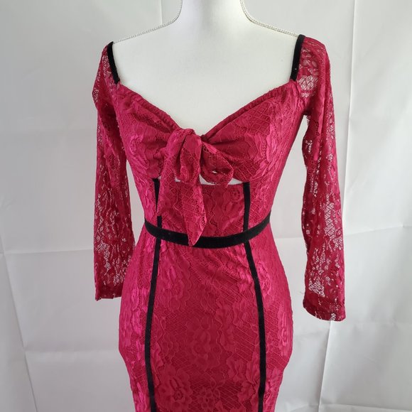 NWT PrettyLittleThing Women Lace Velvet Midi Dress - Picture 4 of 6
